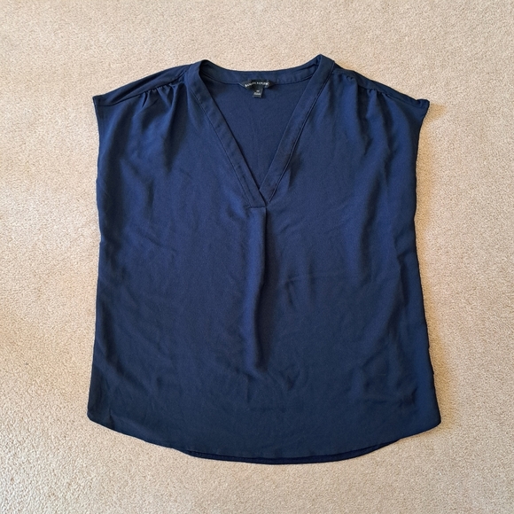 Banana Republic Navy Blue Women's Top Size Medium Cap Sleeve - Picture 8 of 9